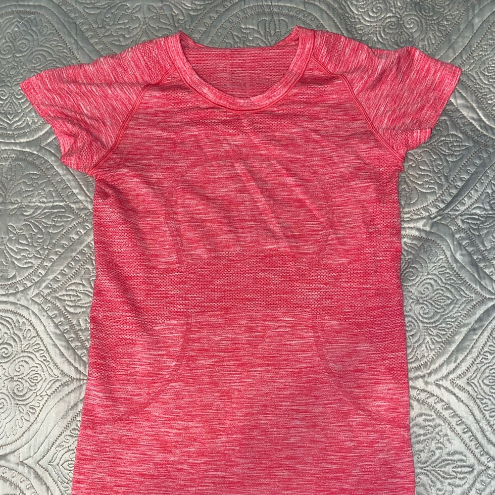 Lululemon Swiftly Tech Short Sleeve Top